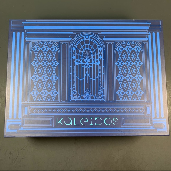 Kaleidos Club Nebula Palette - Picture 9 of 10